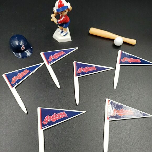 Cleveland Indians Baseball Party Cake Decoration 90s Flags Hat Wilton Vintage - Picture 1 of 16